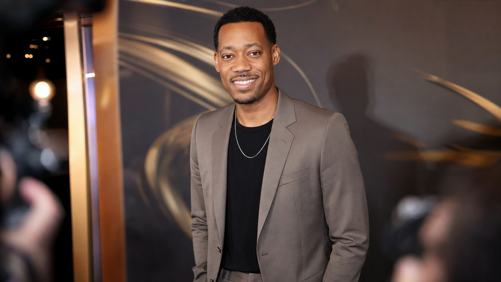 Tyler James Williams, protagonista de "Todo Mundo Odeia o Chris", em evento atual.